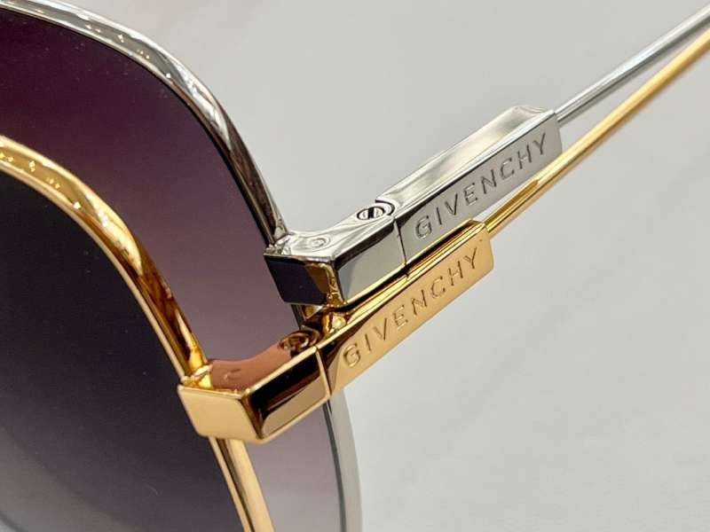Picture of Givenchy Sunglasses _SKUfw53760917fw